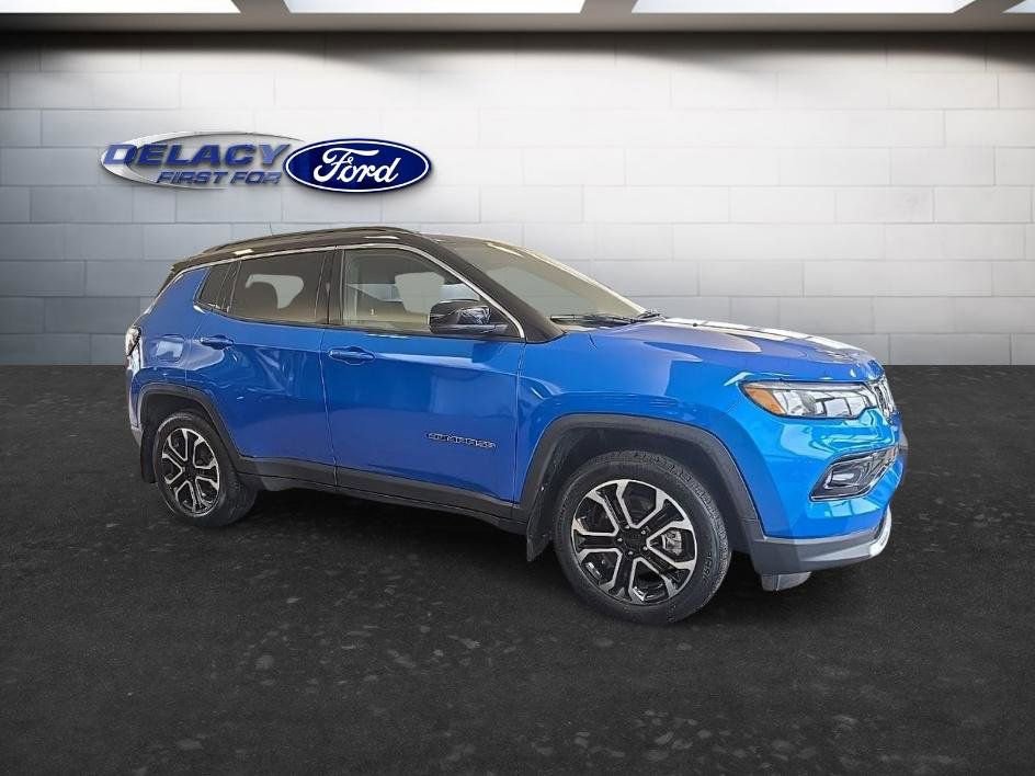 Used 2024 Jeep Compass Limited image 9