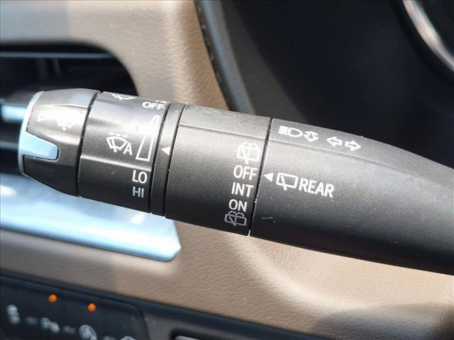 Used 2021 Chevrolet Suburban LT RWD image 14