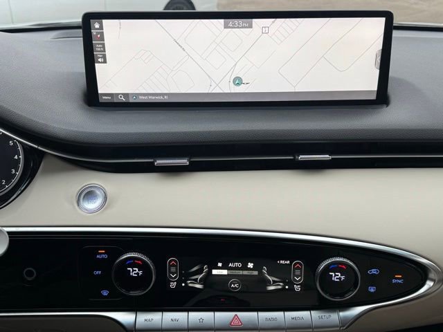 Certified 2023 Genesis GV70 2.5T image 31