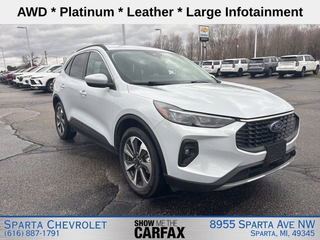Used 2025 Ford Escape Platinum image 1