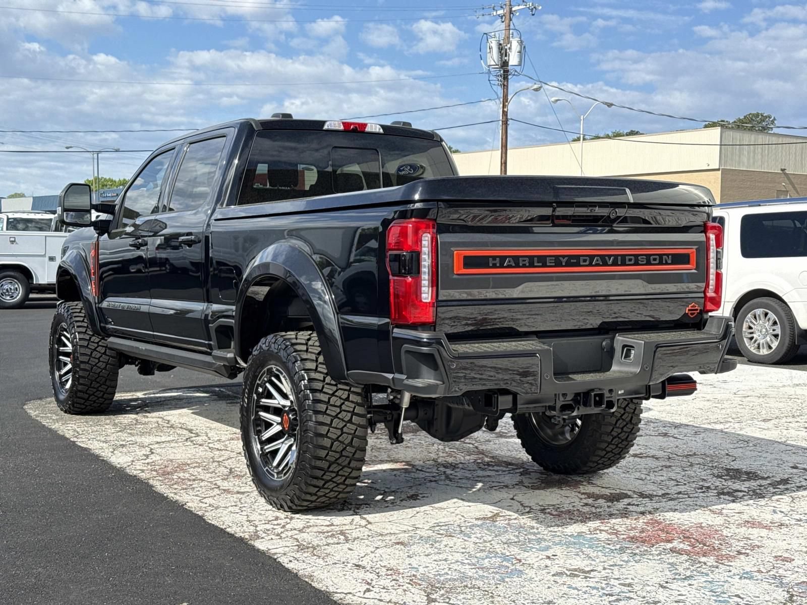 New 2026 Ford F250 Lariat w/ Black Appearance Package AWD/4WD image 5