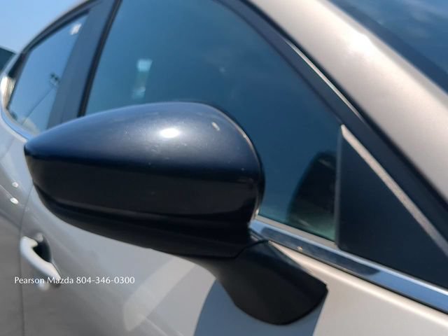 Used 2024 MAZDA MAZDA3 s FWD image 12