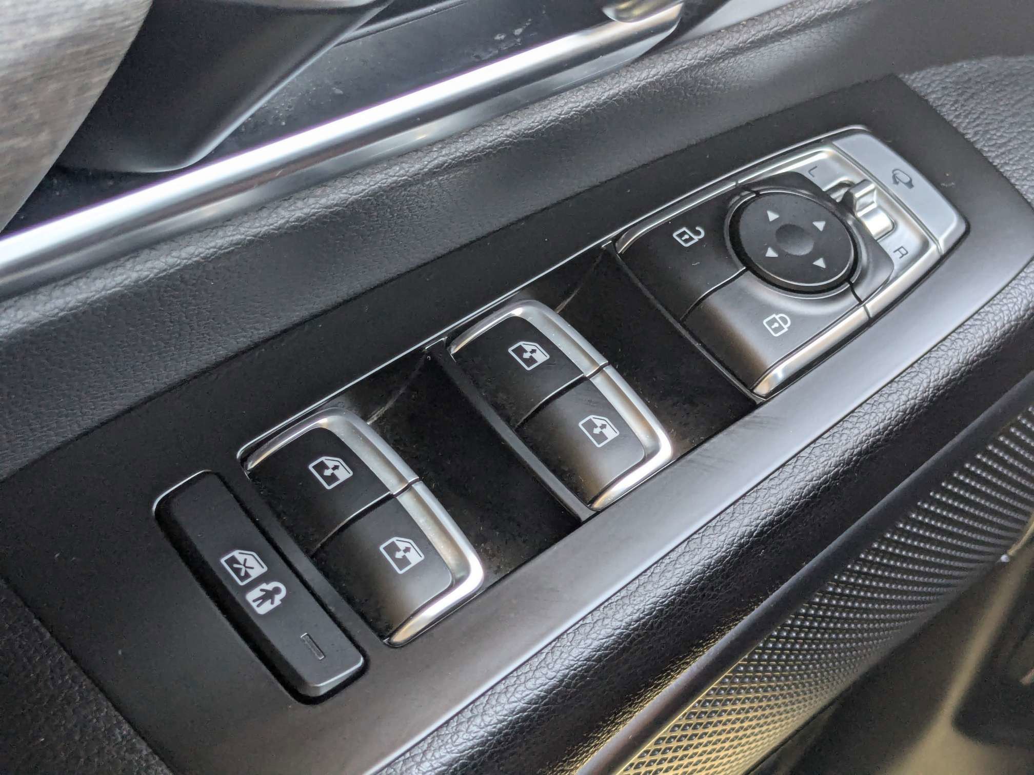 Certified 2021 Kia Telluride SX w/ SX Prestige Package AWD/4WD image 36