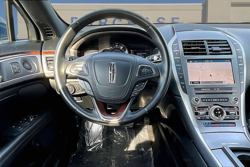 Used 2018 Lincoln MKZ Reserve FWD image 10