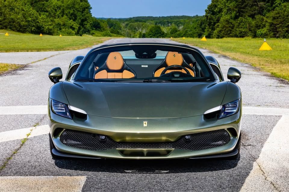 Used 2024 Ferrari 296 GTS image 4