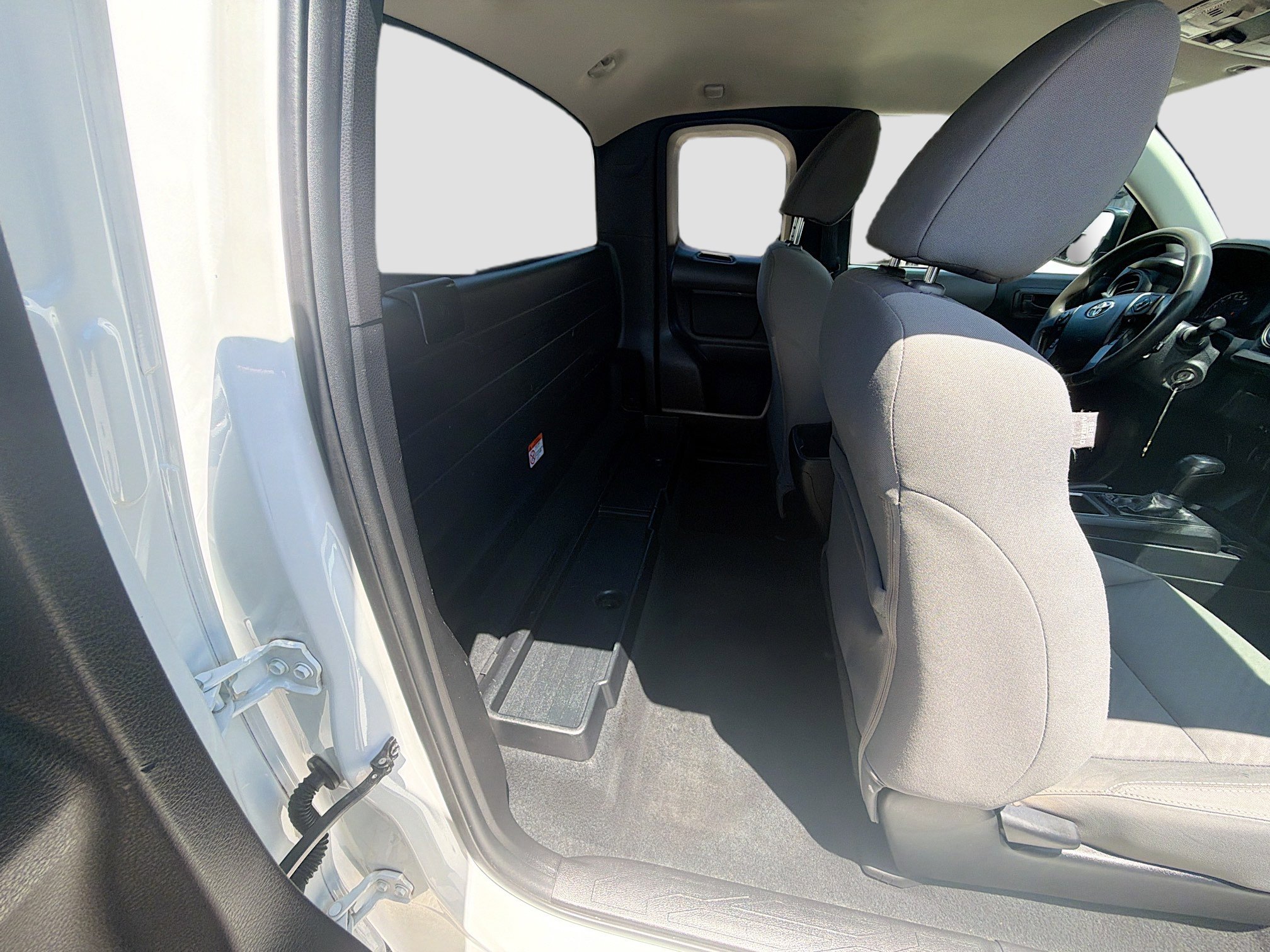 Used 2020 Toyota Tacoma SR RWD image 28