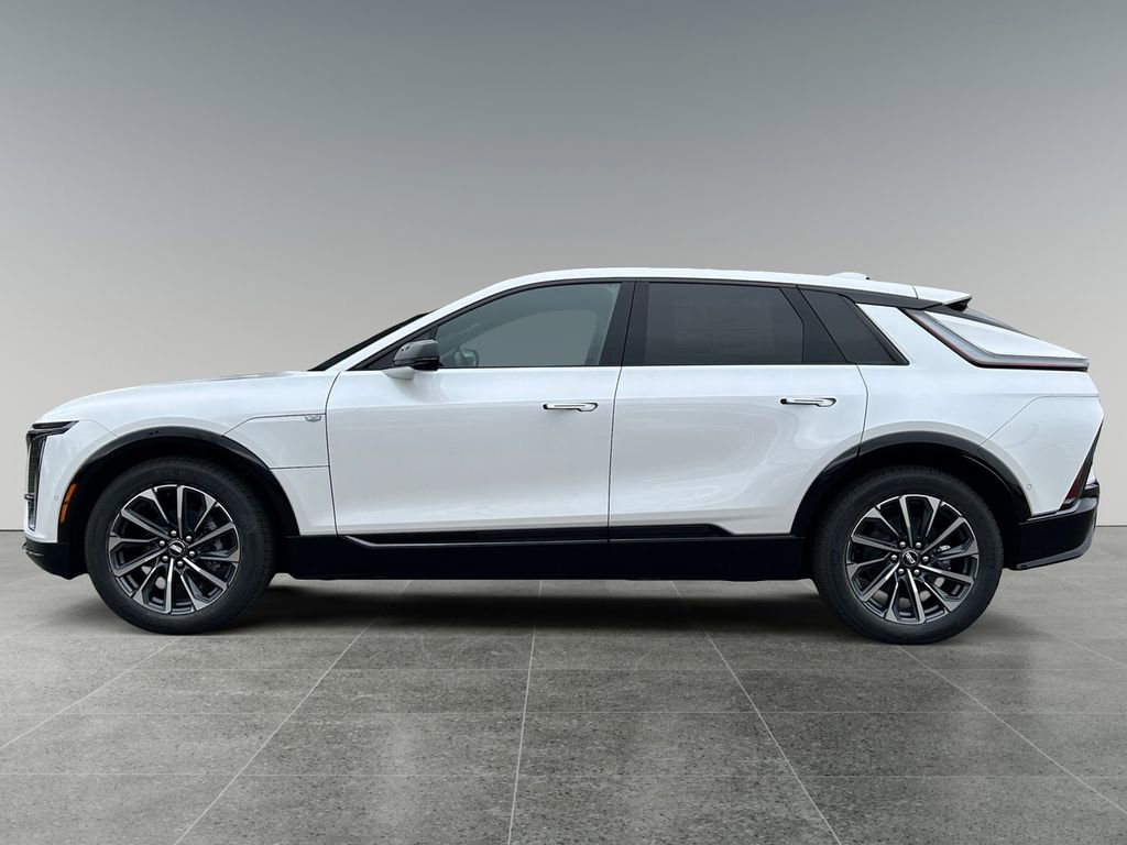 Used 2025 Cadillac Lyriq Sport image 4