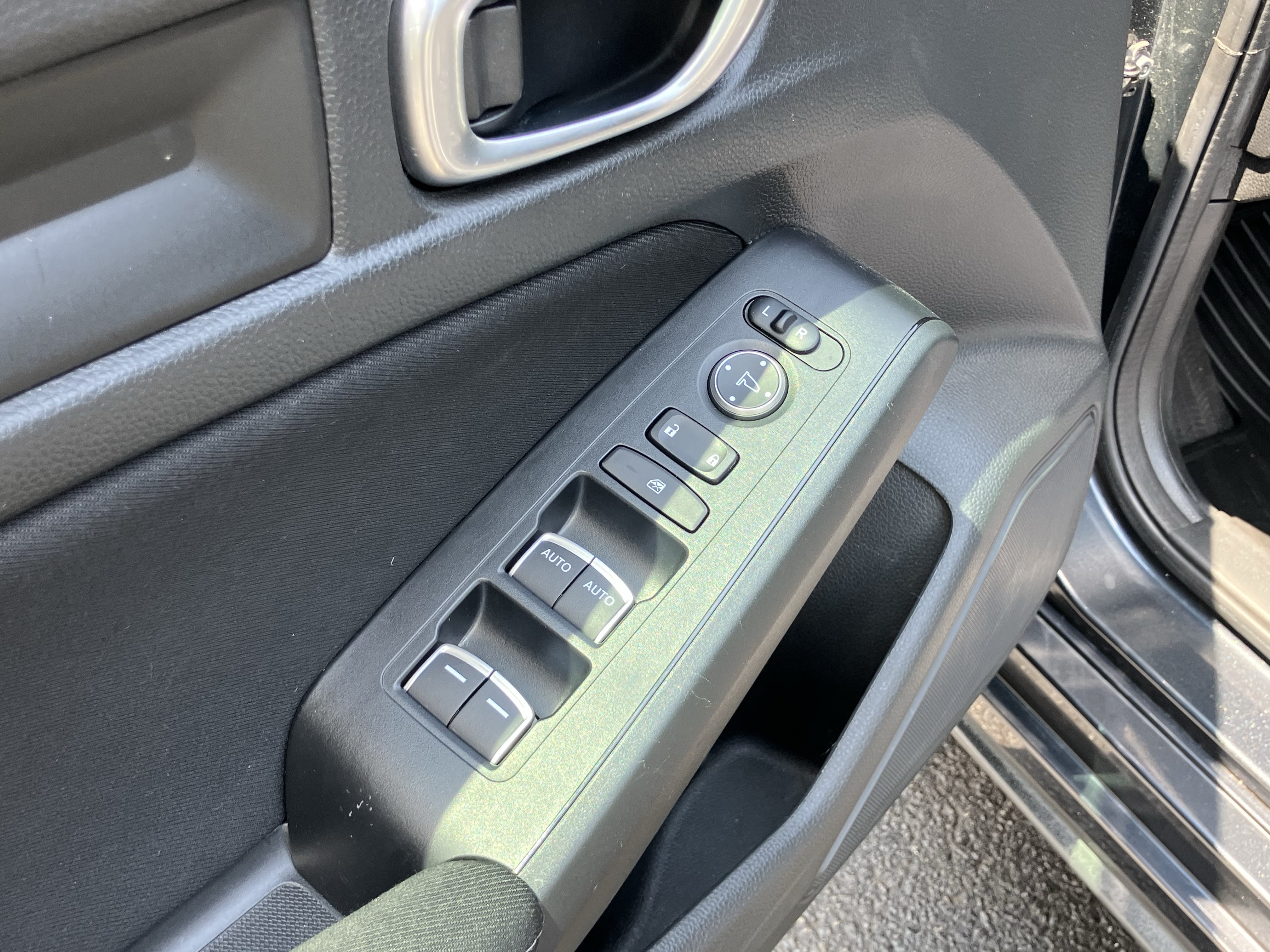 Used 2023 Honda Civic LX image 15