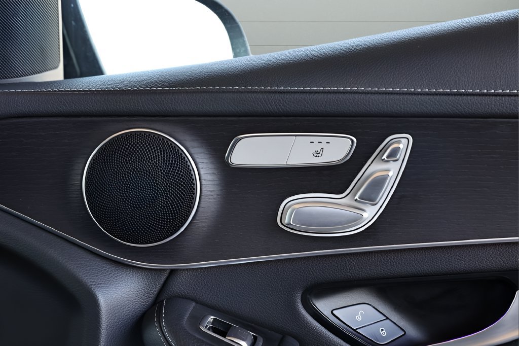 Used 2022 Mercedes-Benz GLC 300 4MATIC Coupe image 63