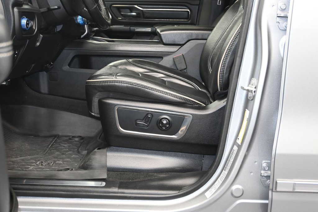 Used 2019 RAM 1500 Limited AWD/4WD image 23