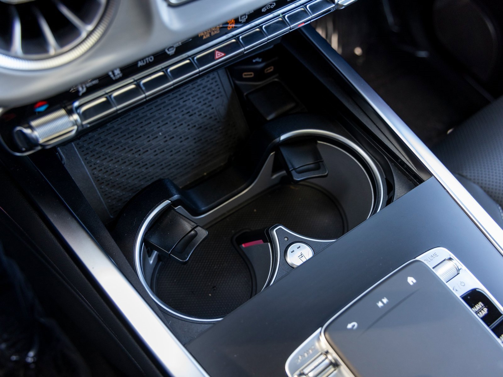 Used 2025 Mercedes-Benz G 63 AMG 4MATIC image 39