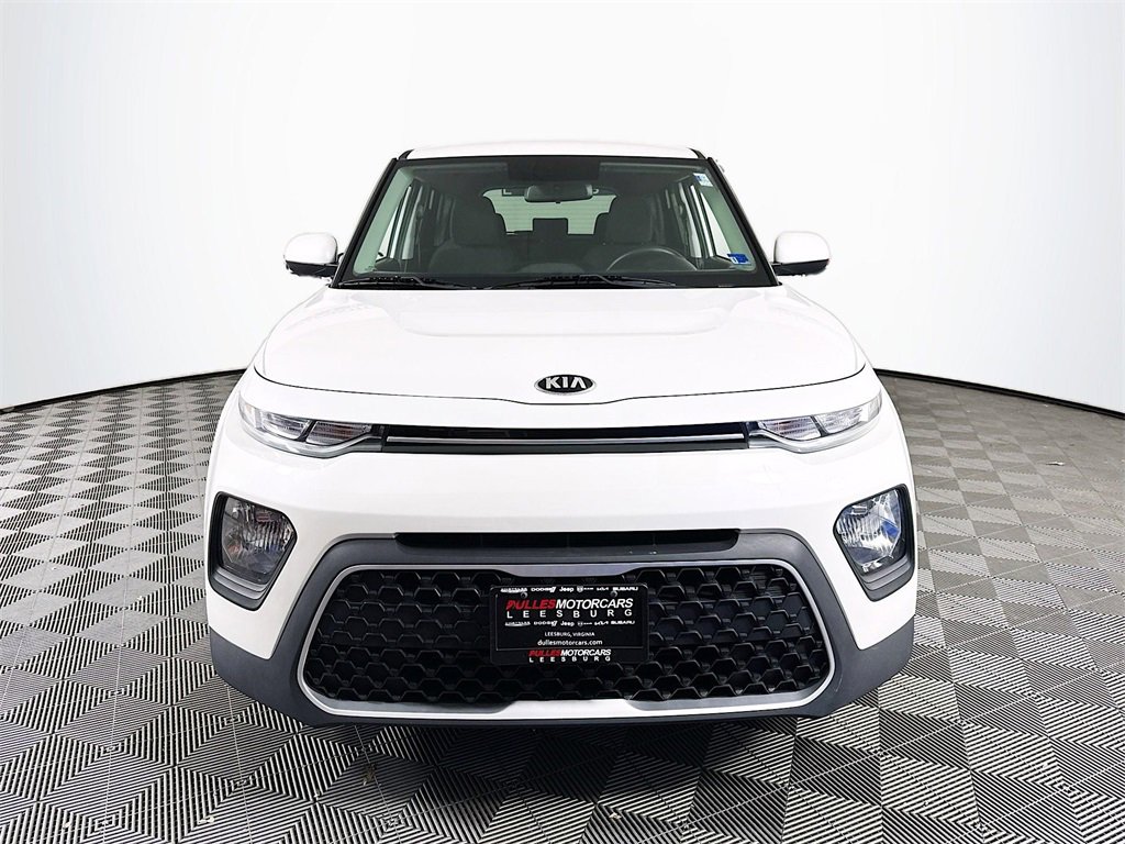 Used 2020 Kia Soul LX image 2