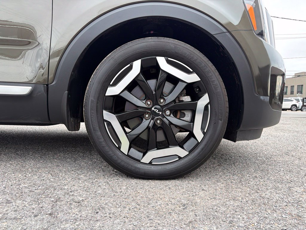 Used 2023 Kia Telluride EX AWD/4WD image 12