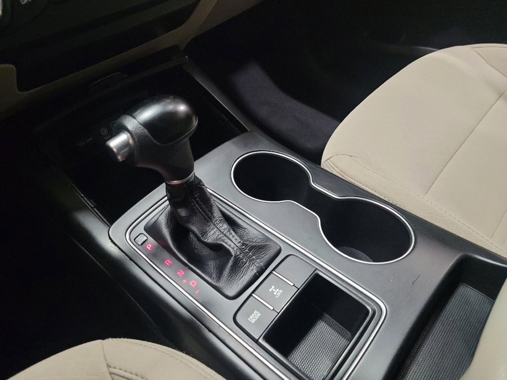 Used 2018 Kia Sorento LX image 26