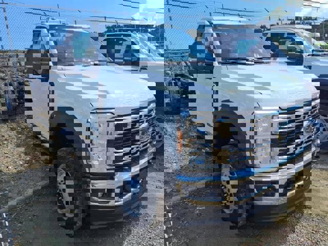 New 2025 Ford F550 4x4 Regular Cab Super Duty