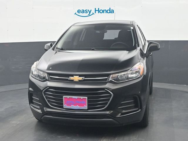 Used 2020 Chevrolet Trax LS image 3