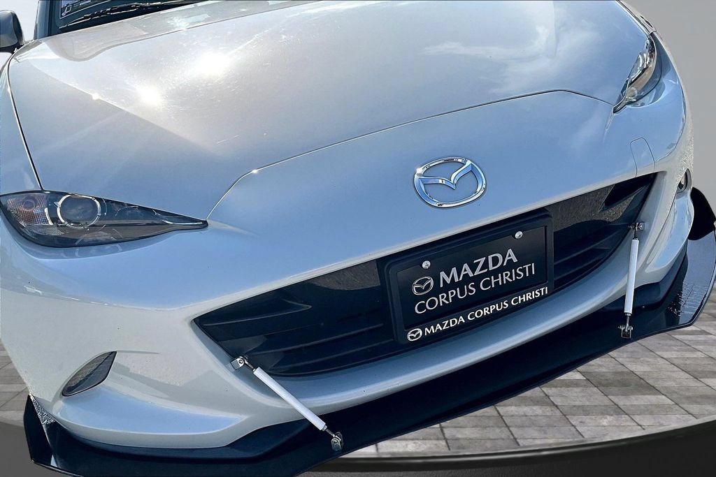 Used 2017 MAZDA MX-5 Miata RF Grand Touring RWD image 29