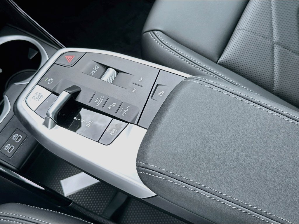 New 2027 BMW X1 xDrive28i AWD/4WD image 17
