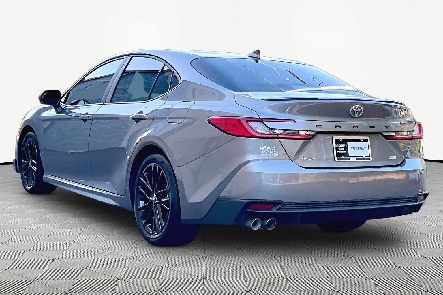 Used 2025 Toyota Camry SE w/ Multimedia Upgrade Package FWD image 12