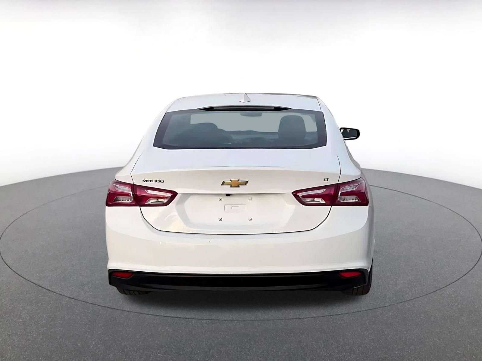 Used 2022 Chevrolet Malibu LT image 12