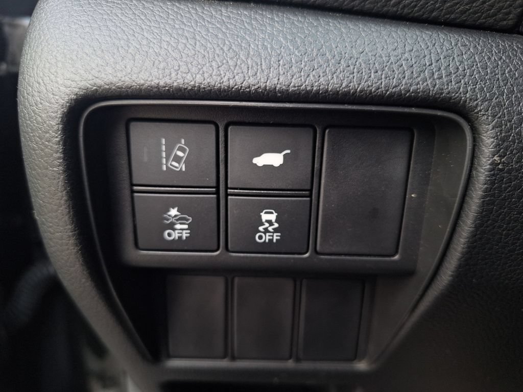 Used 2018 Honda CR-V Touring image 21
