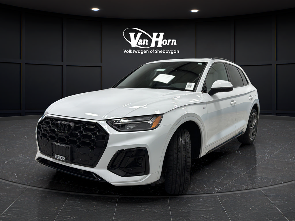 Used 2025 Audi Q5 e Premium Plus w/ Premium Plus Package AWD/4WD image 3