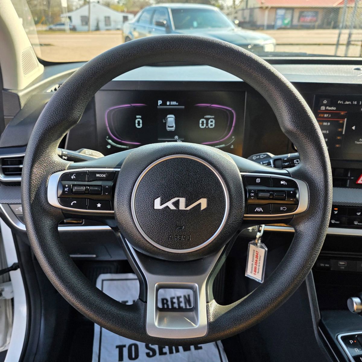 Used 2024 Kia Sportage LX image 20