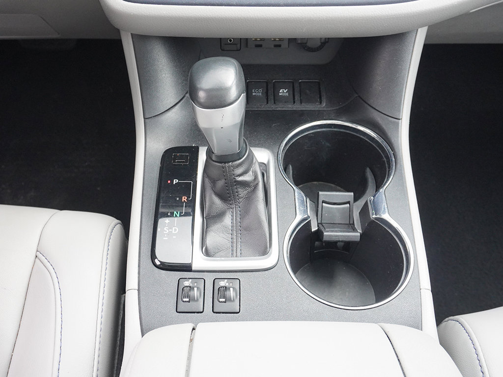 Used 2019 Toyota Highlander XLE AWD/4WD image 53
