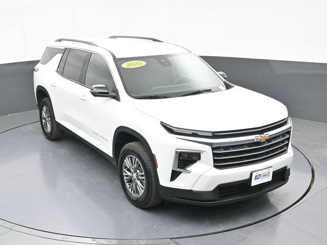 Used 2025 Chevrolet Traverse LT w/ Driver Confidence Package AWD/4WD image 65