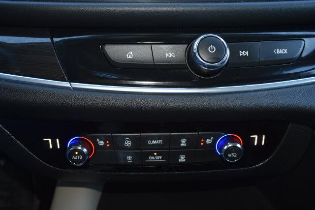 Used 2019 Buick Enclave Essence w/ Trailering Package, 5000 lbs. FWD image 30