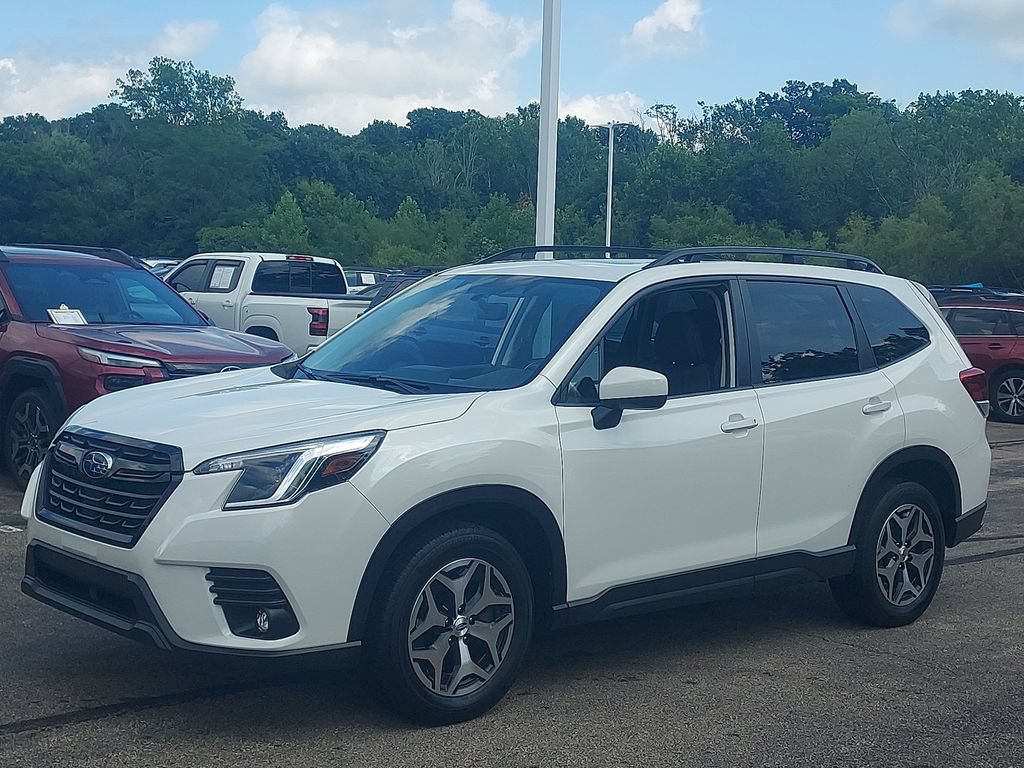 Certified 2024 Subaru Forester Premium AWD/4WD image 4
