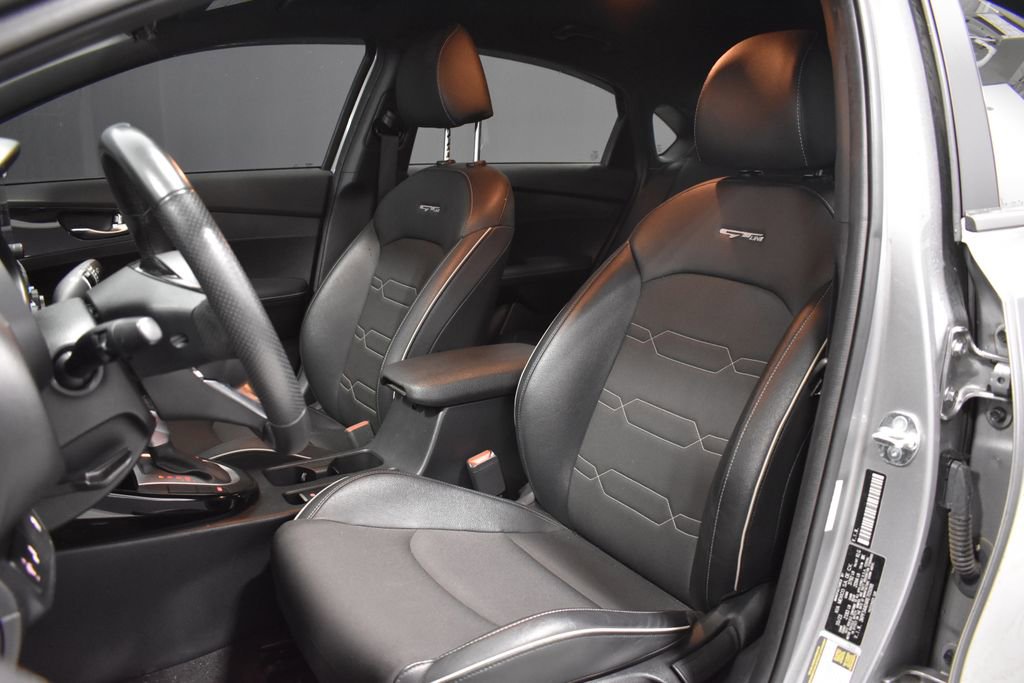 Used 2024 Kia Forte GT-Line image 5
