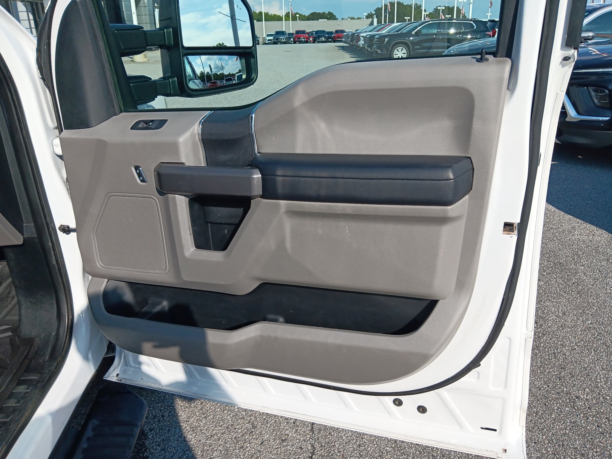 Used 2020 Ford F250 XLT AWD/4WD image 22