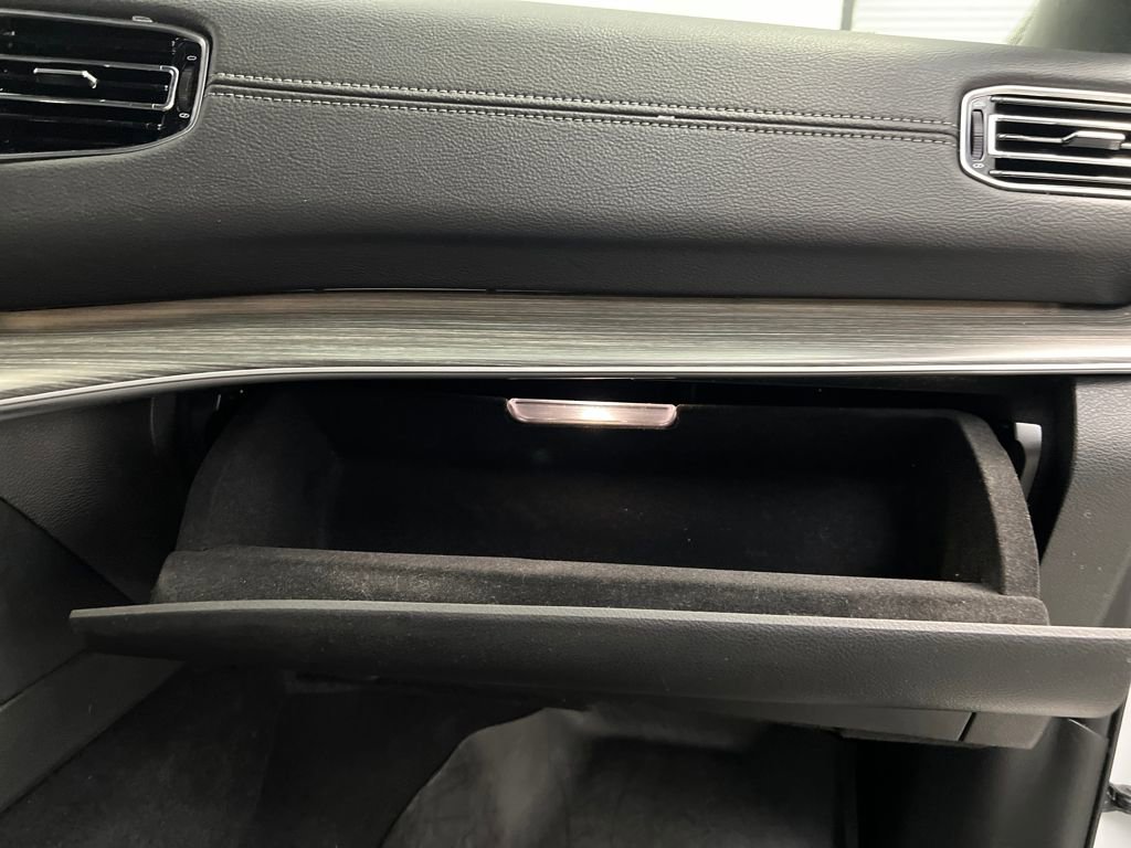 Used 2024 Jeep Wagoneer L Series II w/ Flexible Seating Group image 31