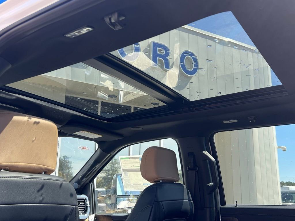 New 2025 Ford F350 Lariat w/ Lariat Ultimate Package AWD/4WD image 14