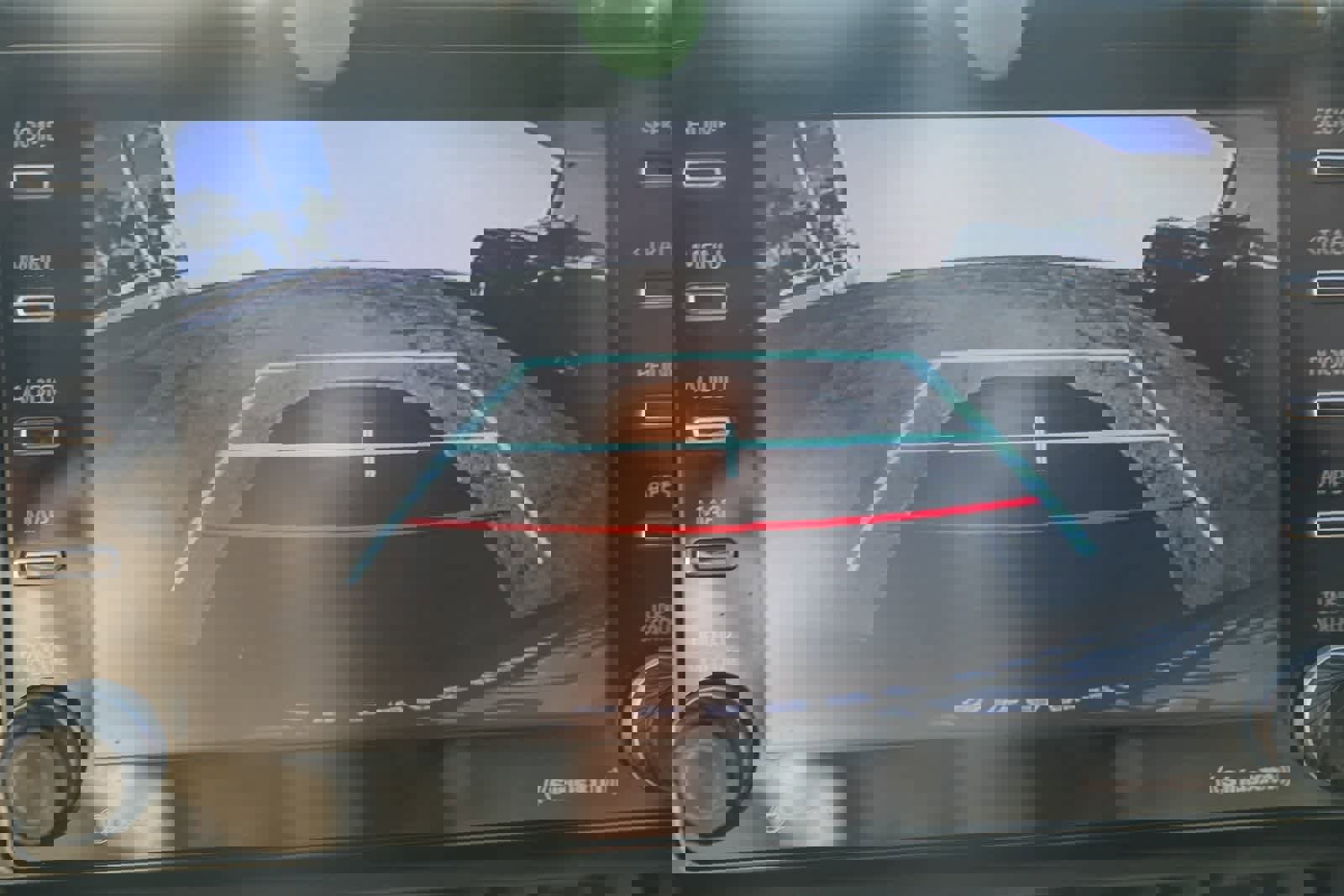 Used 2021 Toyota RAV4 SE w/ Weather & Moonroof Package image 22