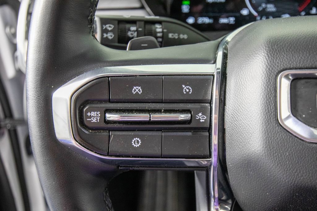 Used 2024 GMC Acadia Elevation image 21