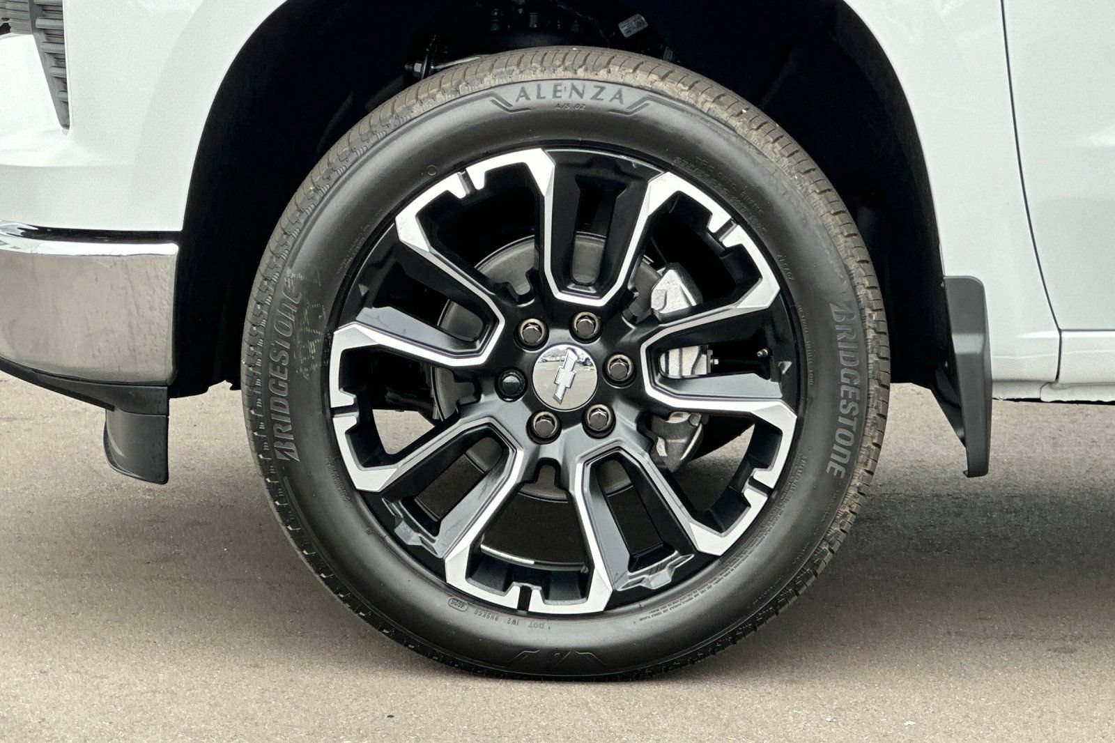 New 2026 Chevrolet Silverado 1500 LT RWD image 25