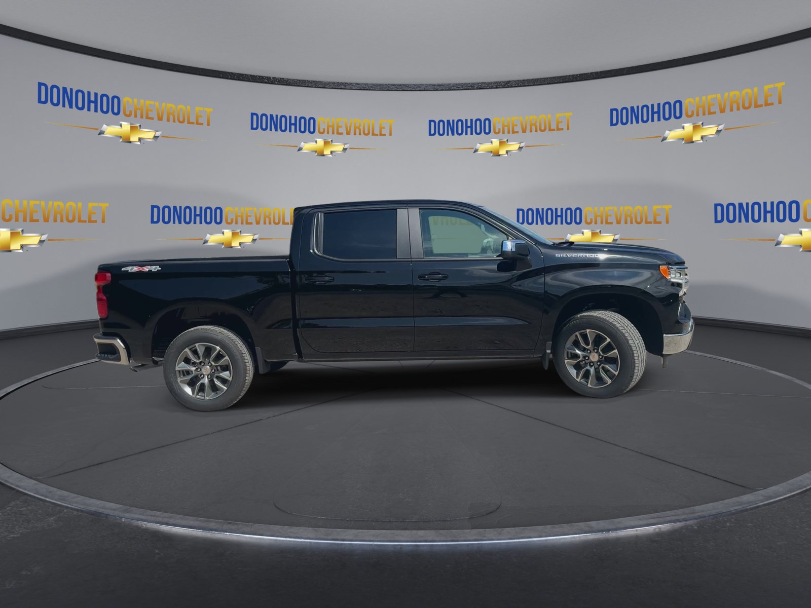 New 2026 Chevrolet Silverado 1500 LT AWD/4WD image 9
