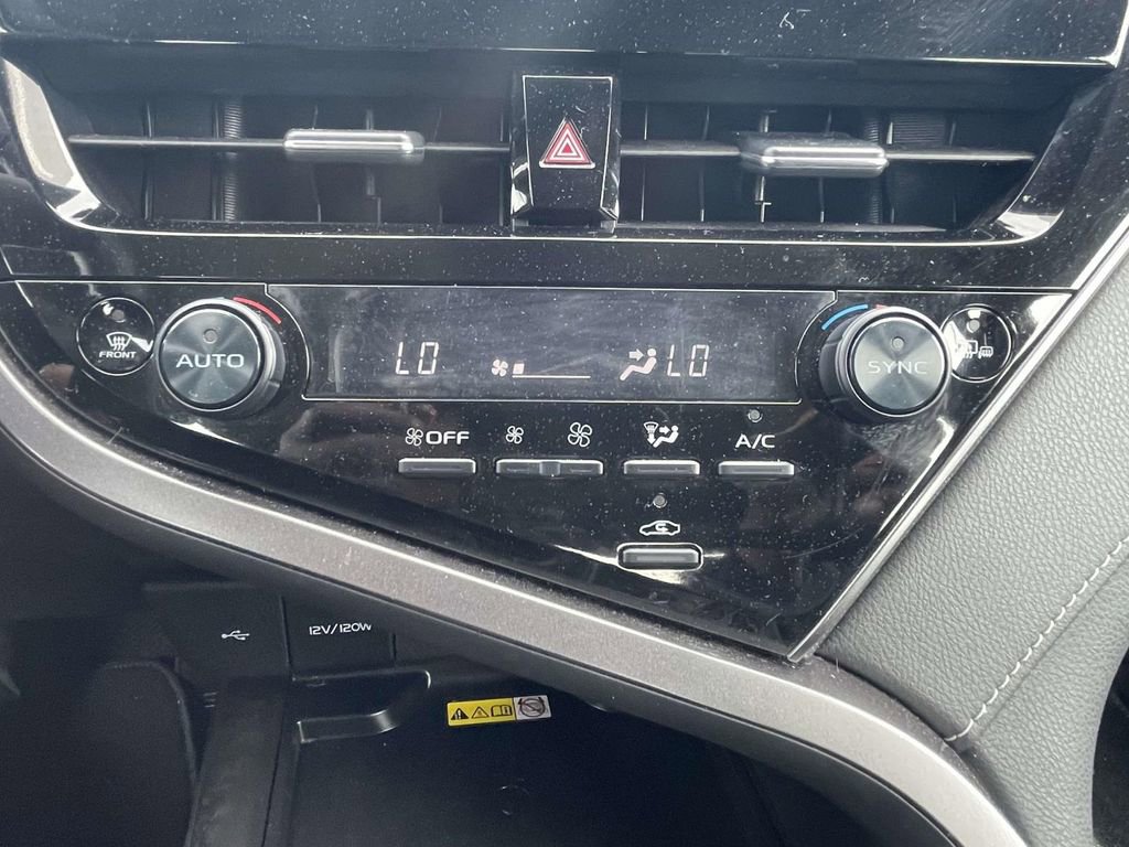 Used 2023 Toyota Camry XSE image 31