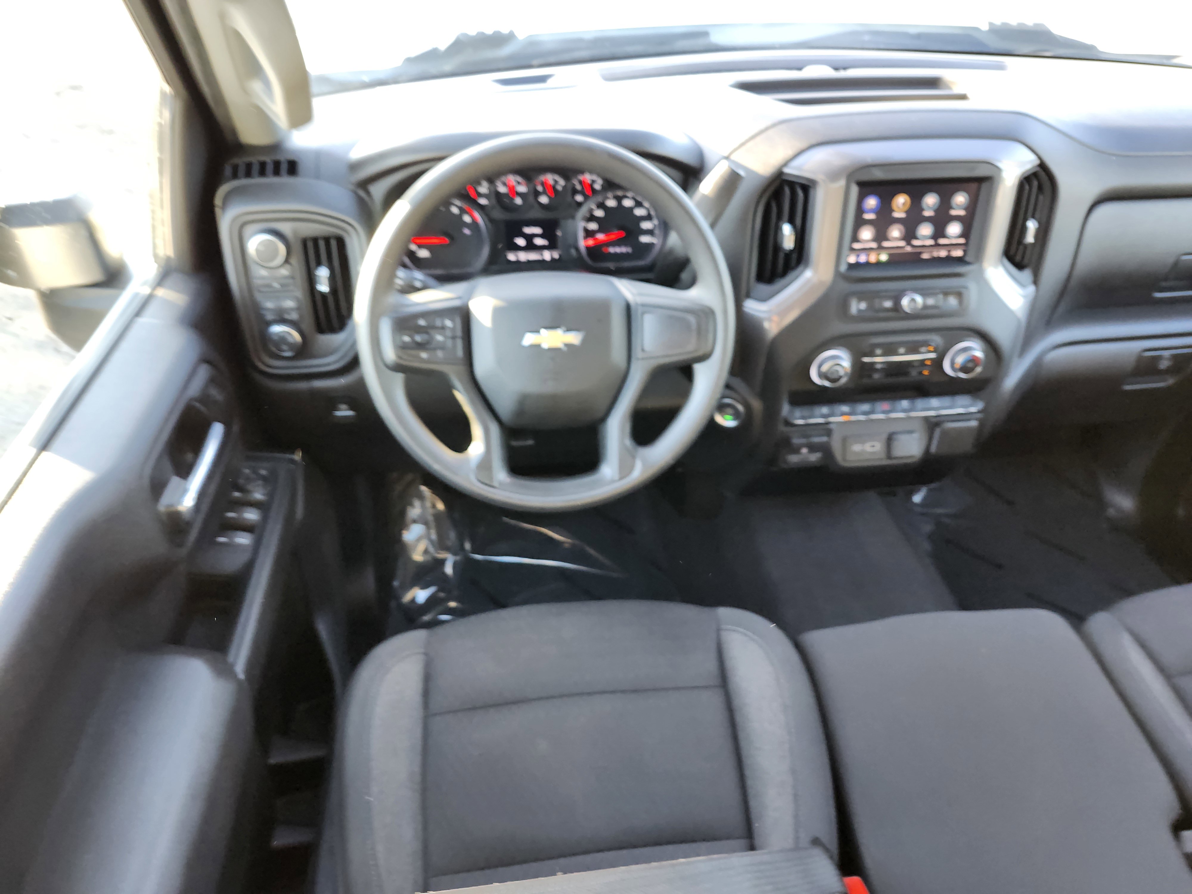 Used 2024 Chevrolet Silverado 2500 Custom w/ Custom Value Package image 21