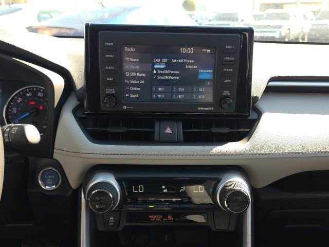 Used 2020 Toyota RAV4 XLE image 12