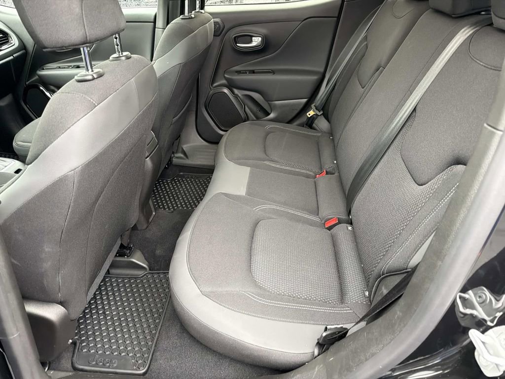 Used 2023 Jeep Renegade Altitude w/ Sun/Sound Group image 15