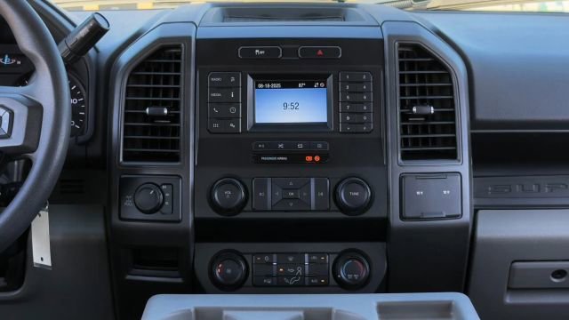 Used 2022 Ford F250 XL w/ Power Equipment Group image 85