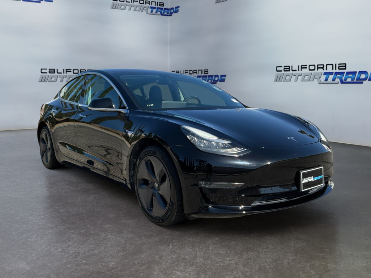 Used 2018 Tesla Model 3 Long Range RWD image 3