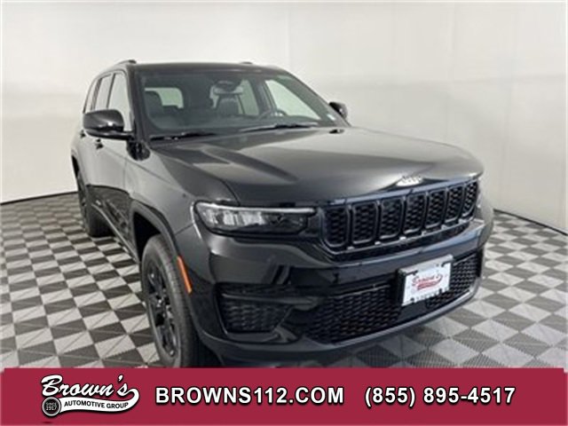 Used 2025 Jeep Grand Cherokee Altitude