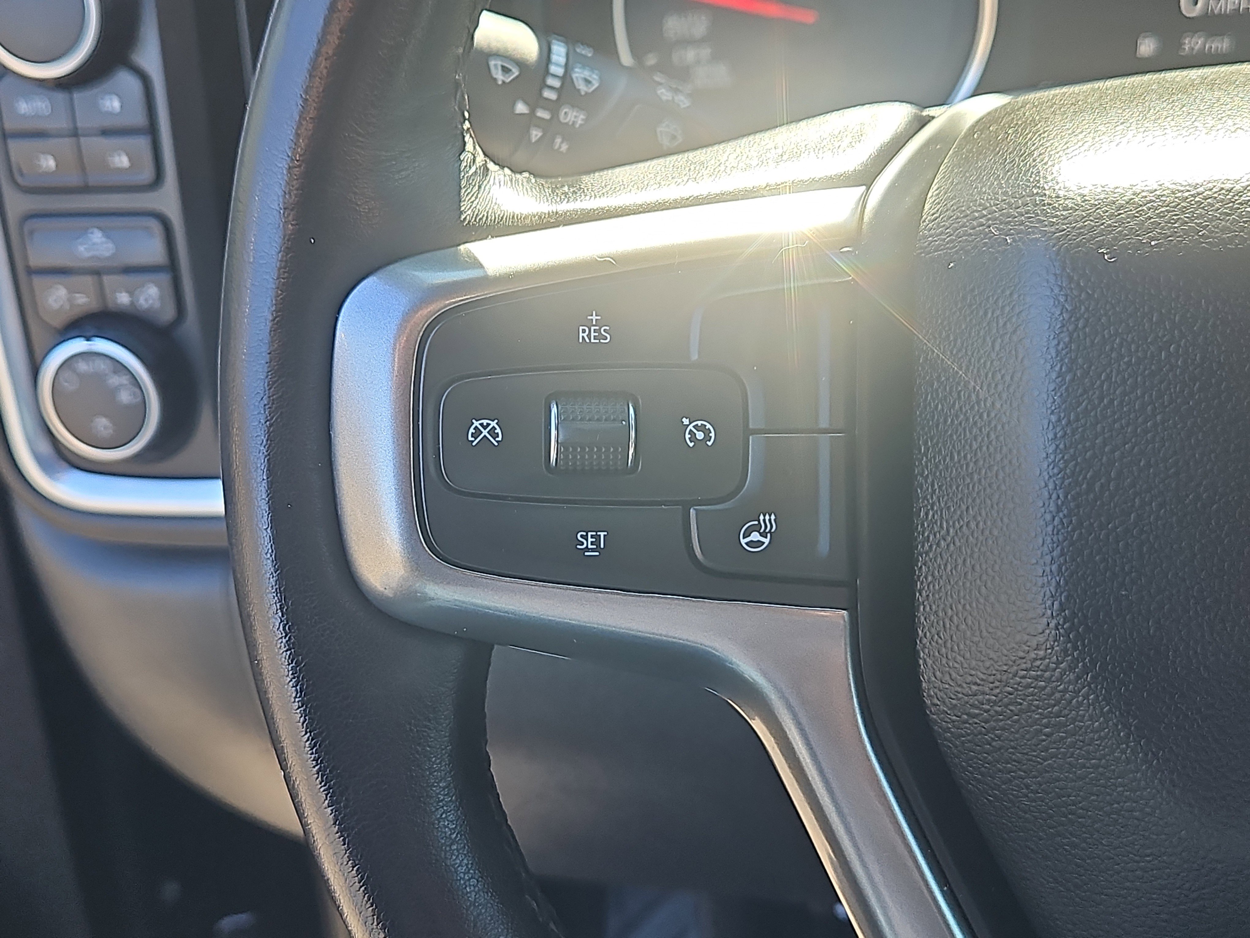 Used 2021 Chevrolet Silverado 1500 LT w/ Z71 Off-Road Package image 16