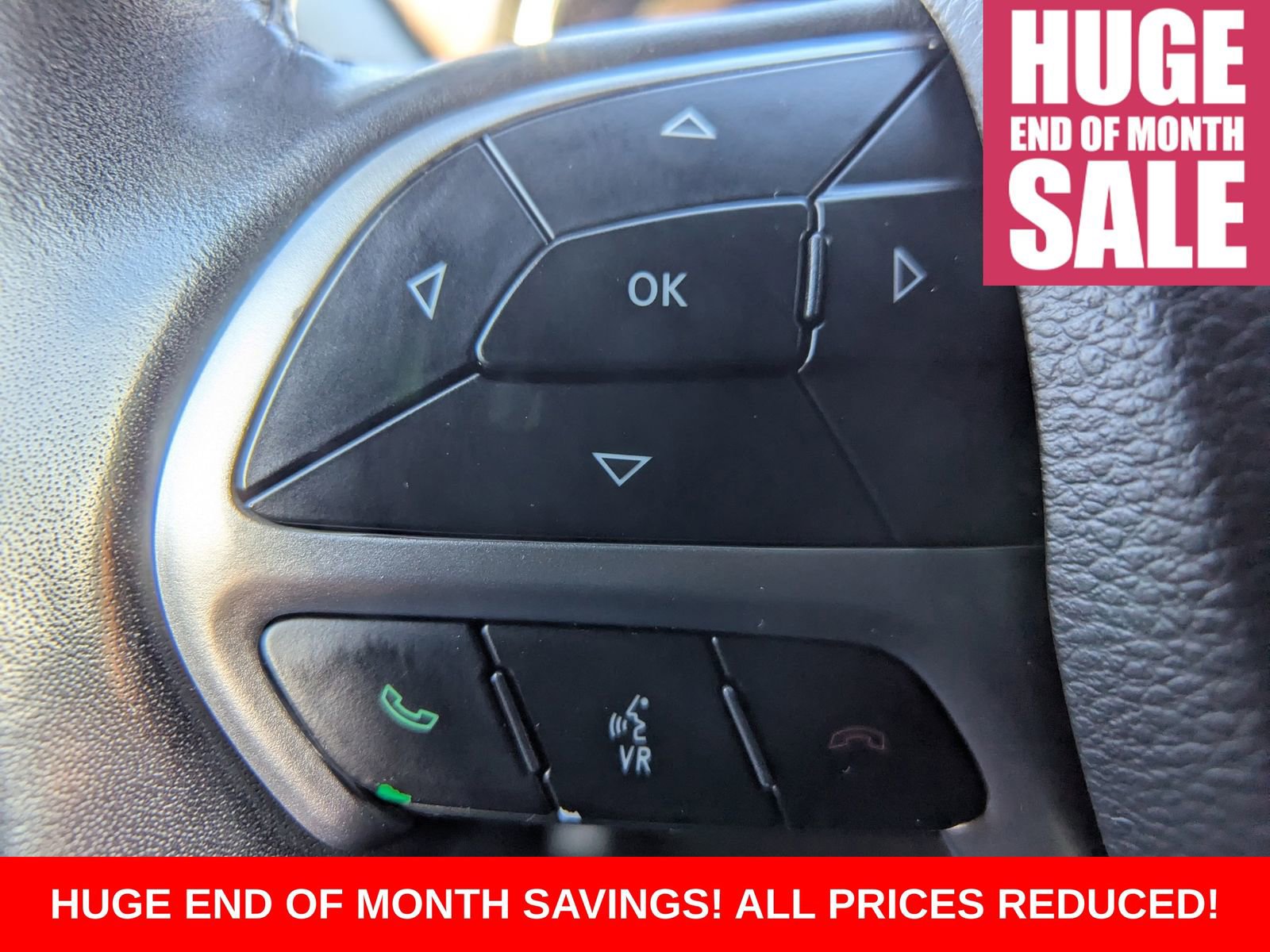 Used 2022 Jeep Grand Cherokee Laredo X image 31