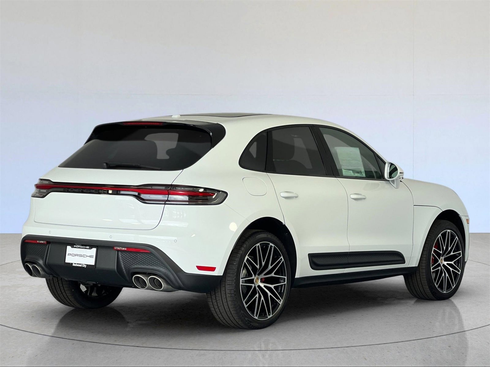 New 2025 Porsche Macan S image 8
