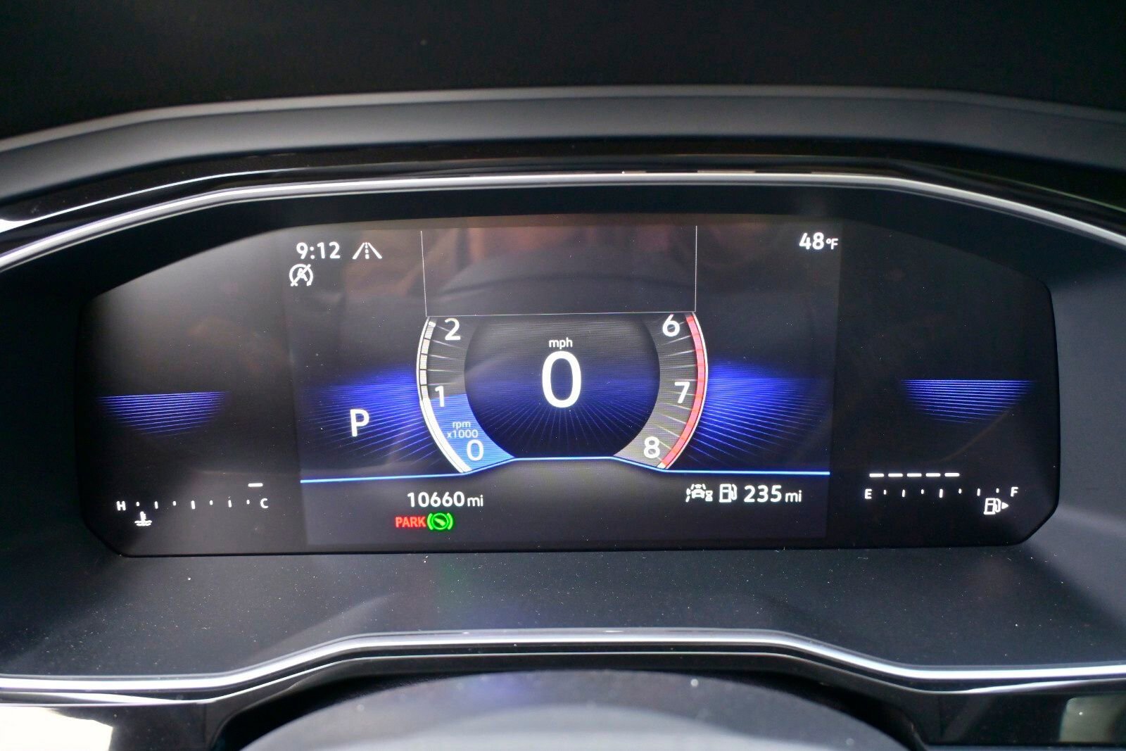 Used 2024 Volkswagen Jetta SE w/ Panoramic Sunroof Package image 24